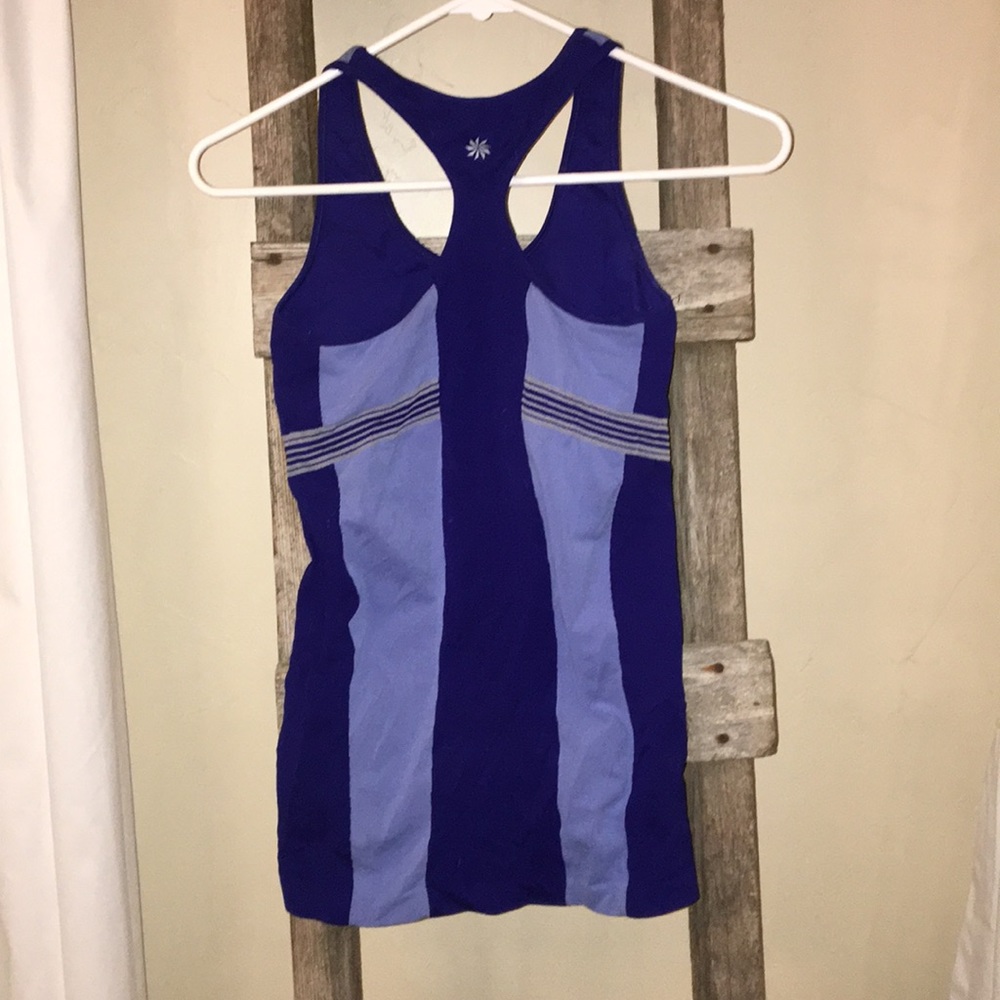 Athleta Tanktop. - Picture 2 of 3